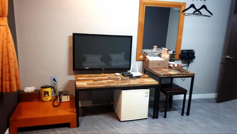 Geoje A-Plus Hotel Eksteriør billede